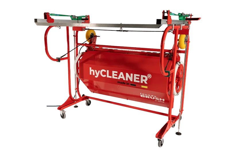 Robot de nettoyage facadeBRUSH v-line